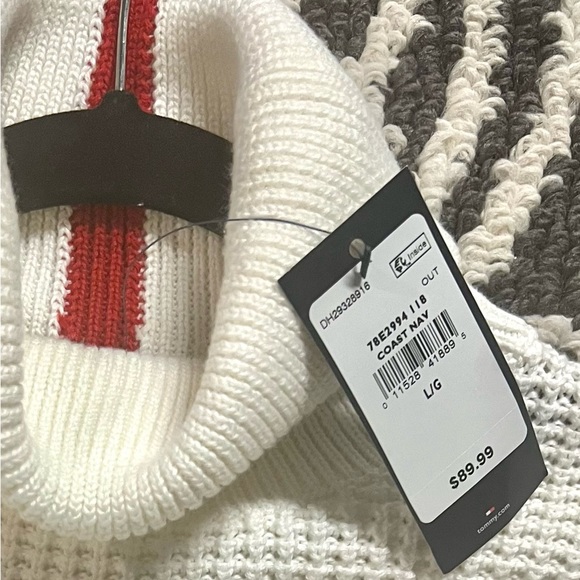 Brand new with tag Mens Tommy Hilfiger sweater - Picture 5 of 5